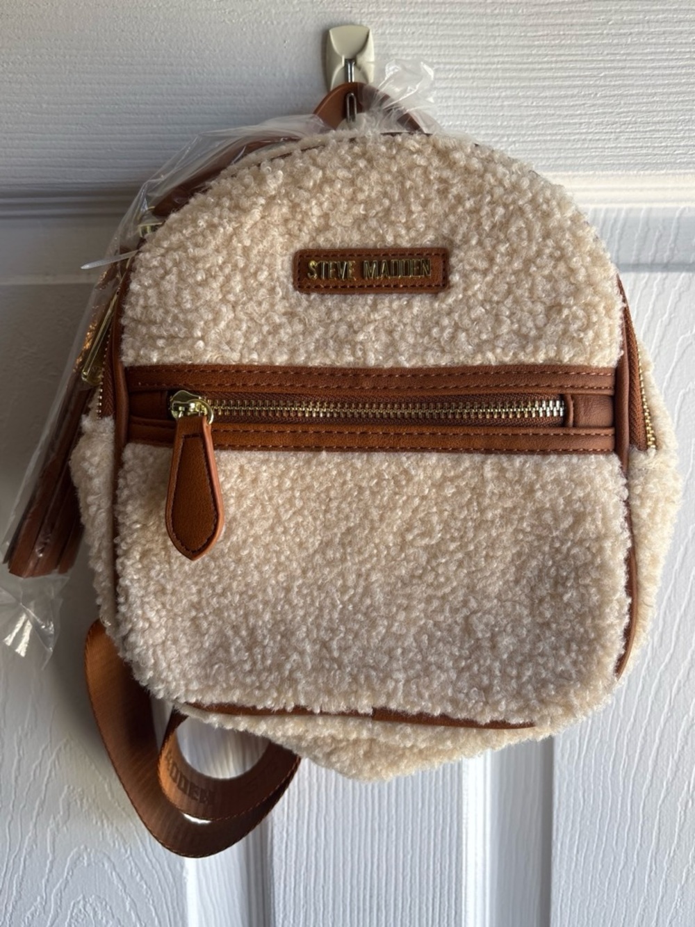 🧸Steve Madden Cream/Brown Mini Backpack Gold Hardware Zip Closure Inner Pockets